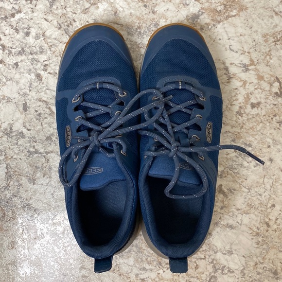 Keen Shoes - KEEN Women's Explore Low Waterproof Mountain Sneakers size 8.5